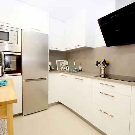 Port Flamenco Διαμέρισμα Εστεπόνα